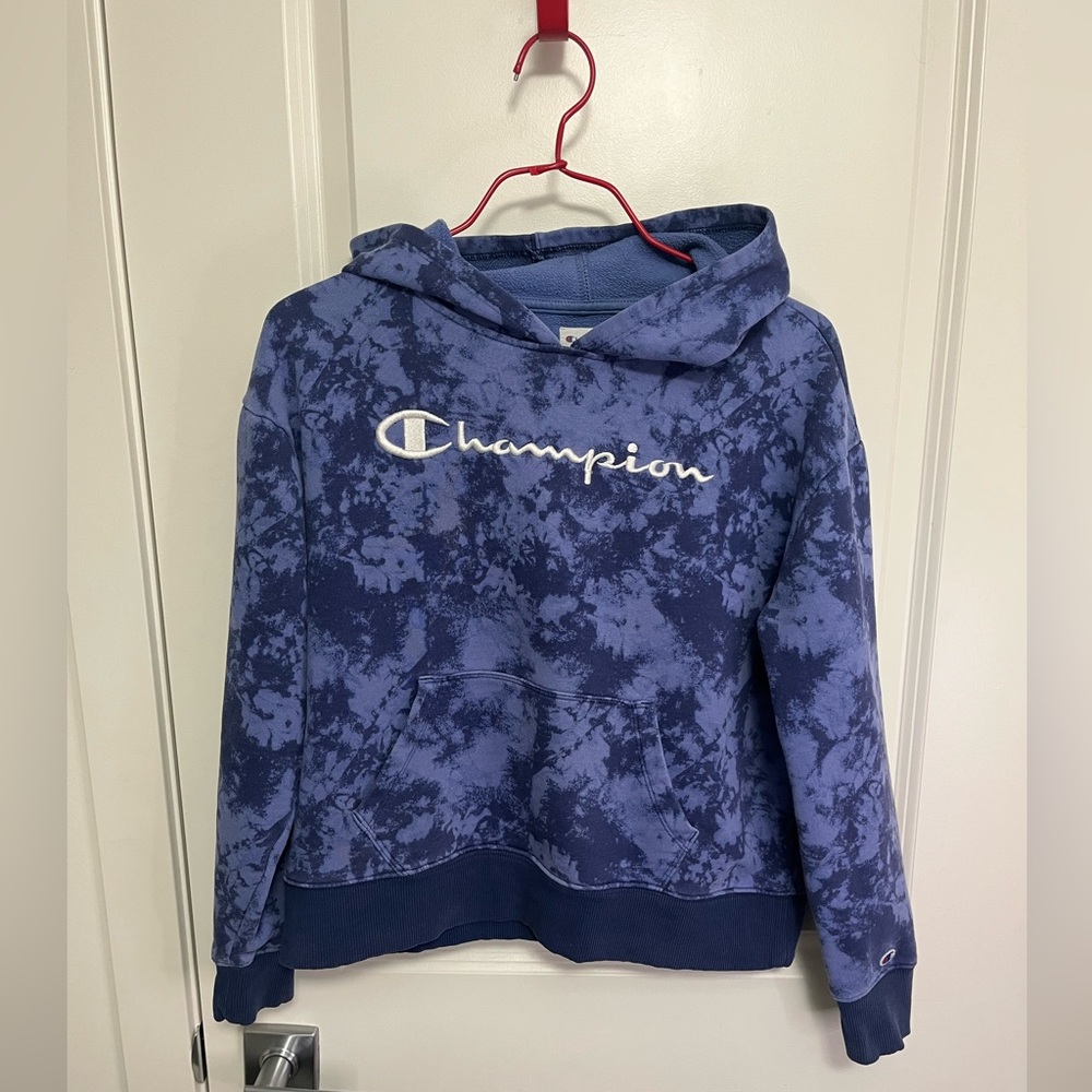 Champion Women's Indigo Tie-Dye Cropped Sweatshirt in size S